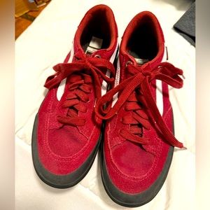 Boys’ Vans shoes-maroon